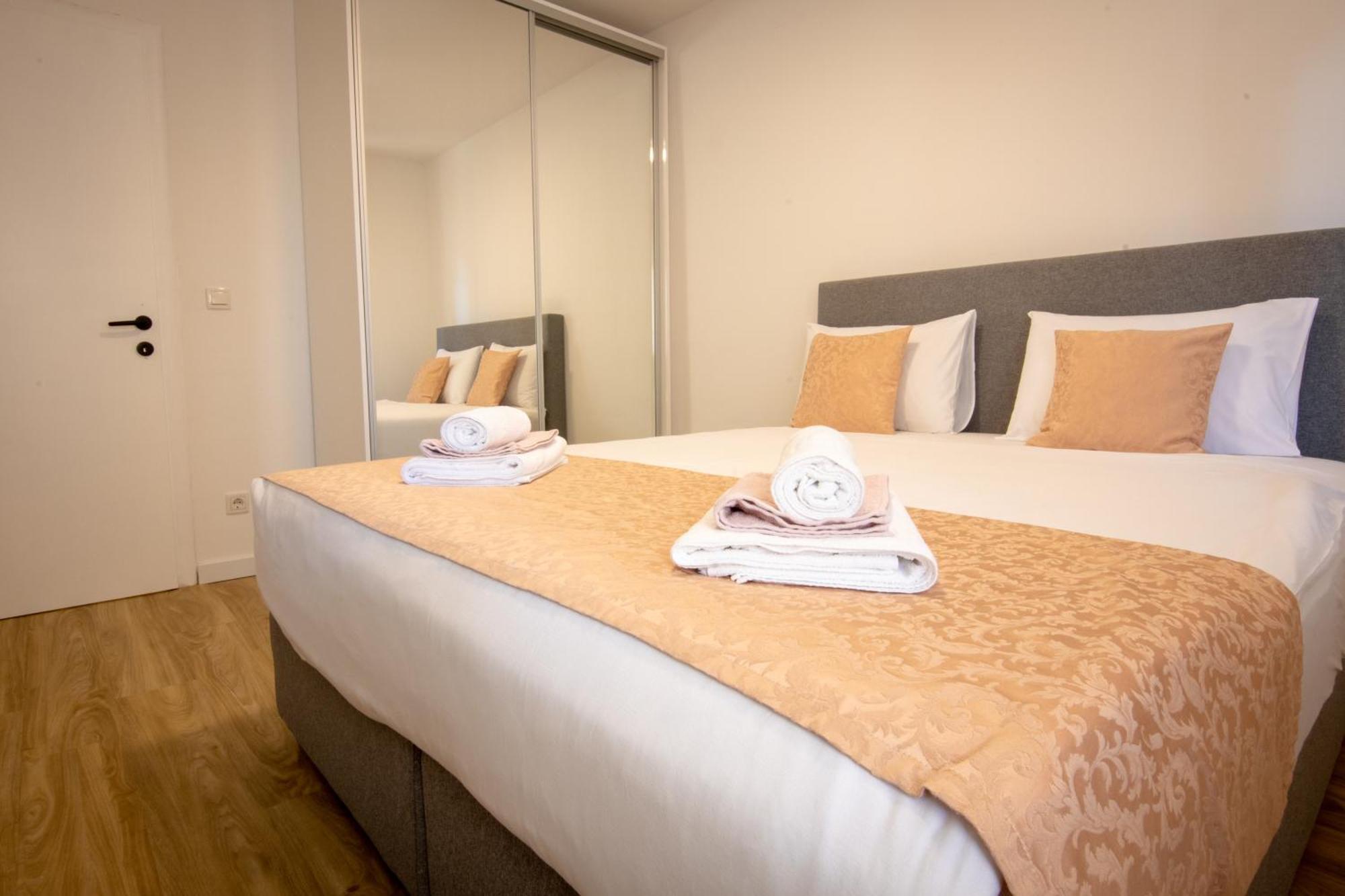 Bed & Breakfast Portun In The Center Baska Voda Luaran gambar