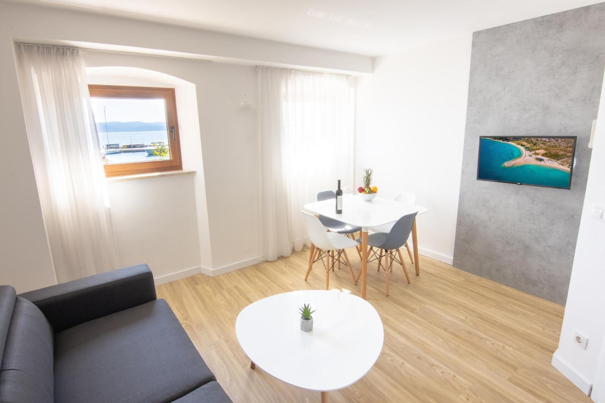 Bed & Breakfast Portun In The Center Baska Voda Luaran gambar