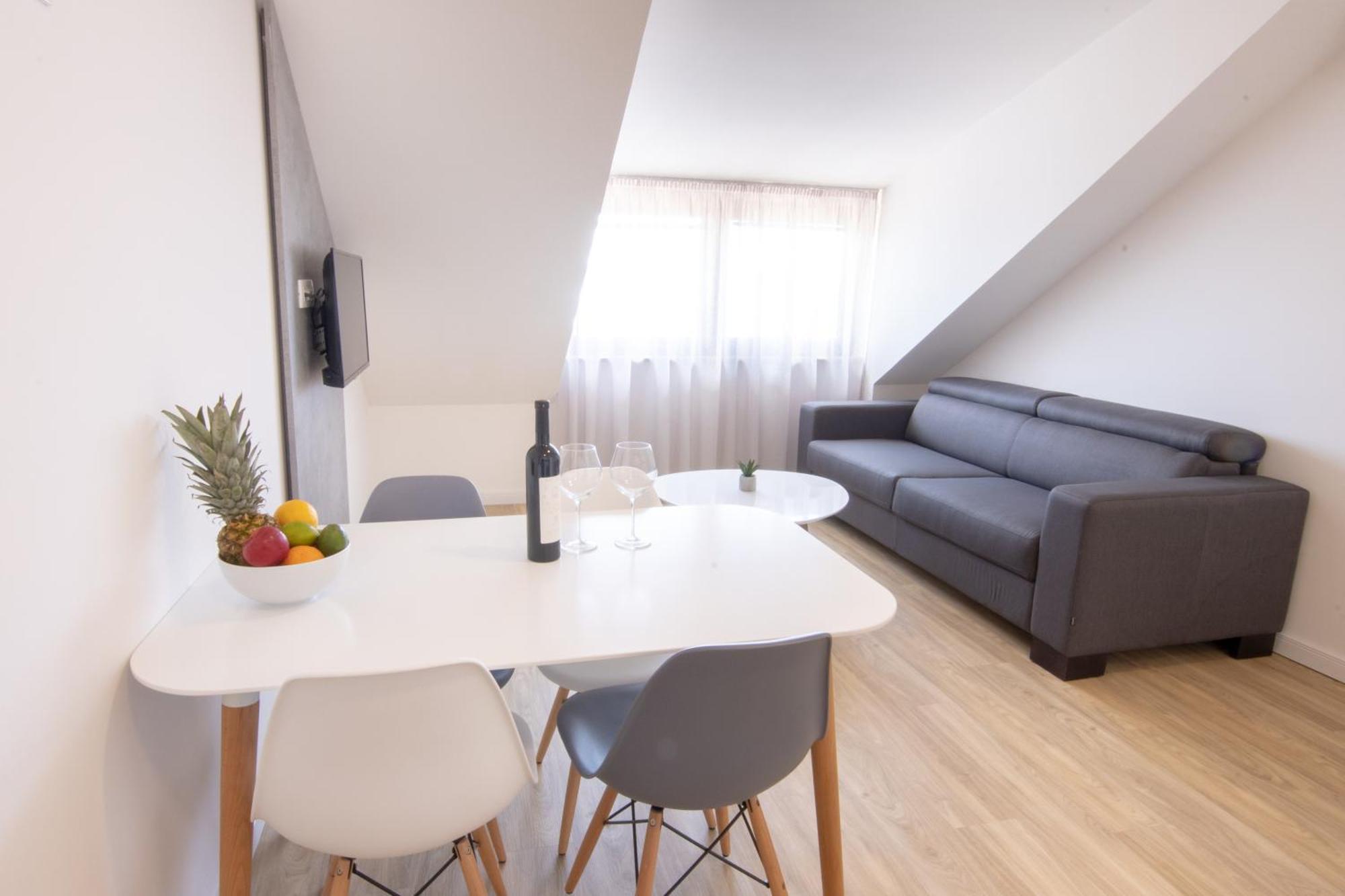 Bed & Breakfast Portun In The Center Baska Voda Luaran gambar