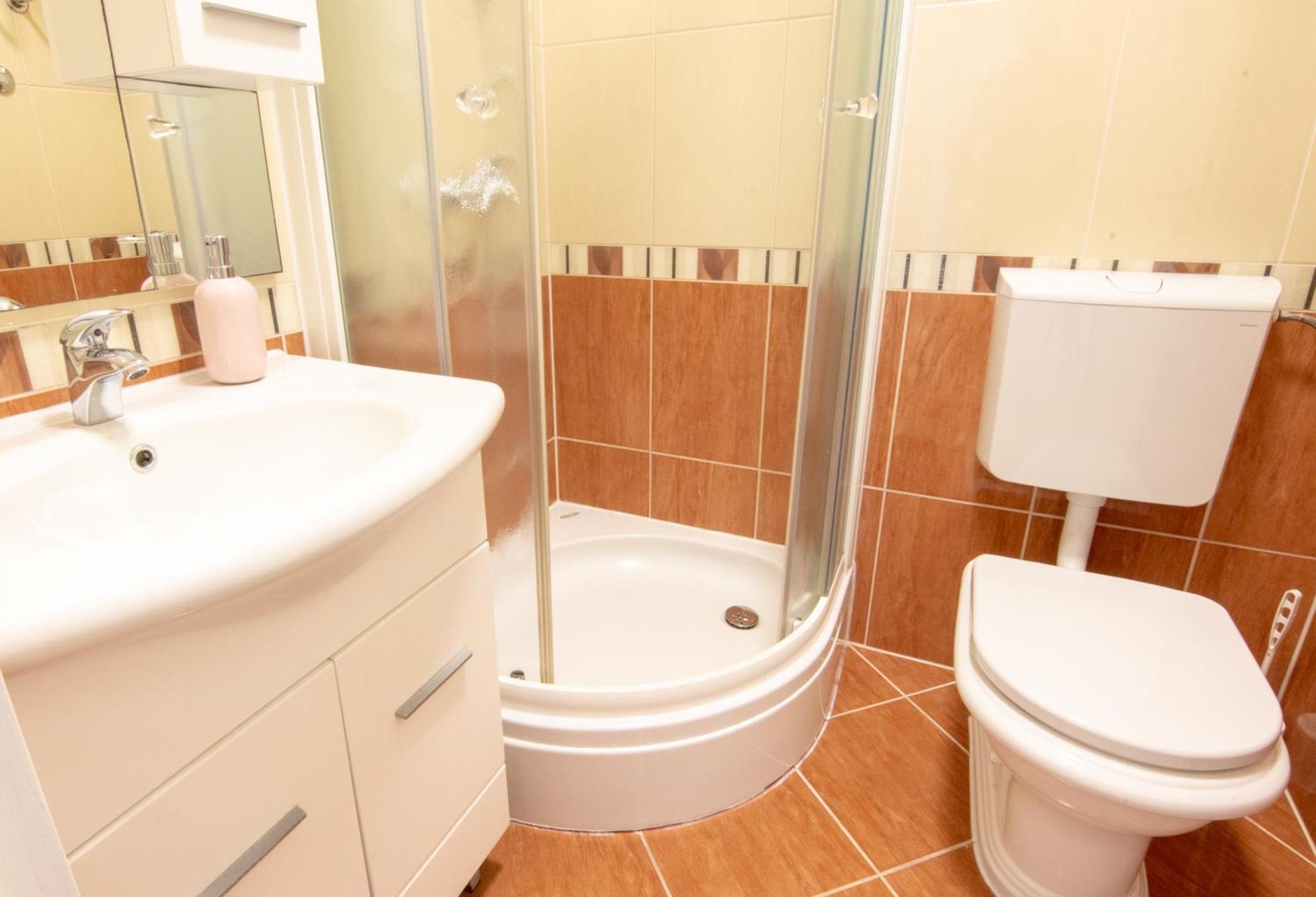 Bed & Breakfast Portun In The Center Baska Voda Luaran gambar