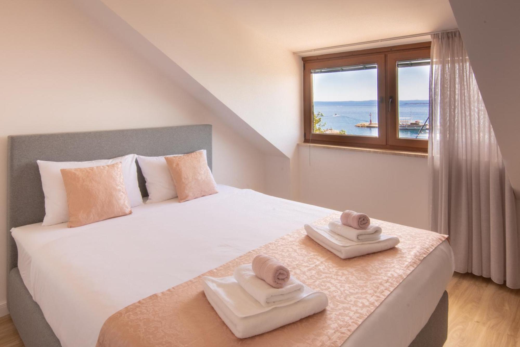 Bed & Breakfast Portun In The Center Baska Voda Luaran gambar