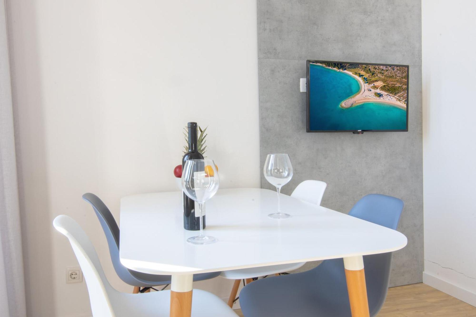 Bed & Breakfast Portun In The Center Baska Voda Luaran gambar