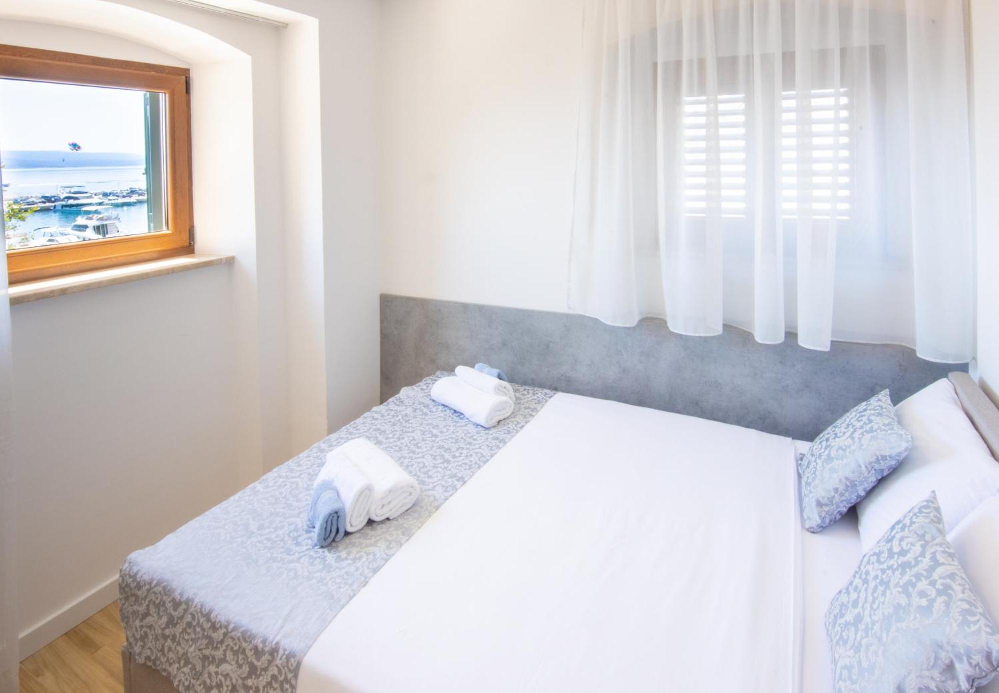 Bed & Breakfast Portun In The Center Baska Voda Luaran gambar
