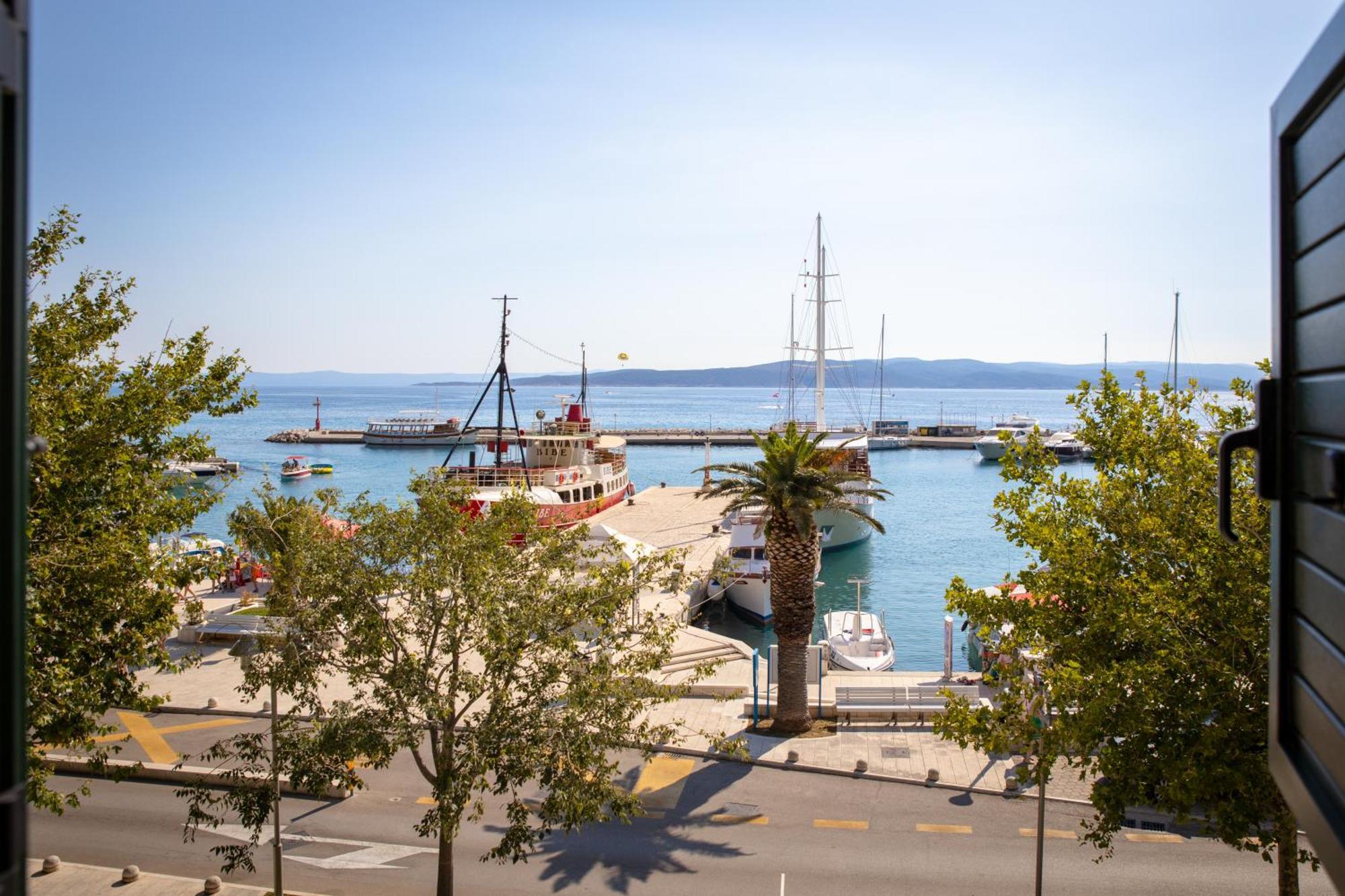 Bed & Breakfast Portun In The Center Baska Voda Luaran gambar