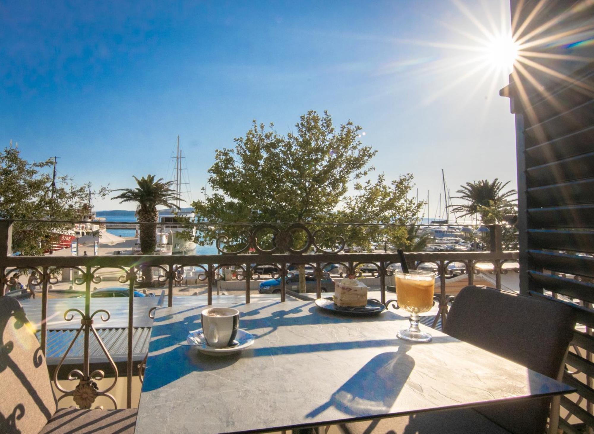 Bed & Breakfast Portun In The Center Baska Voda Luaran gambar